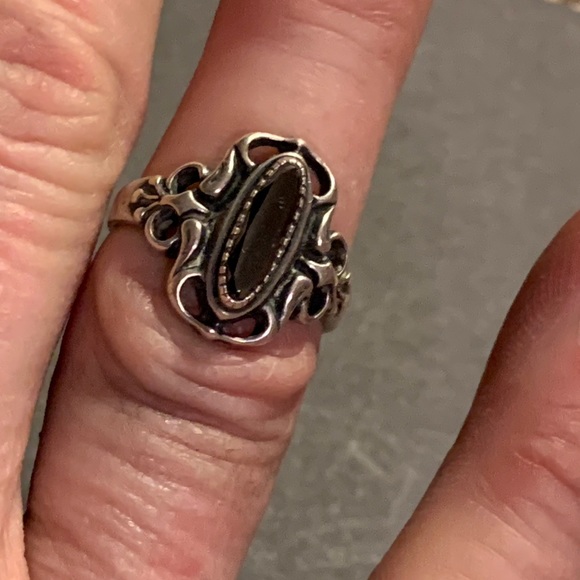 Silver and Black Zirconia Fancy Cocktail Ring - Picture 3 of 5